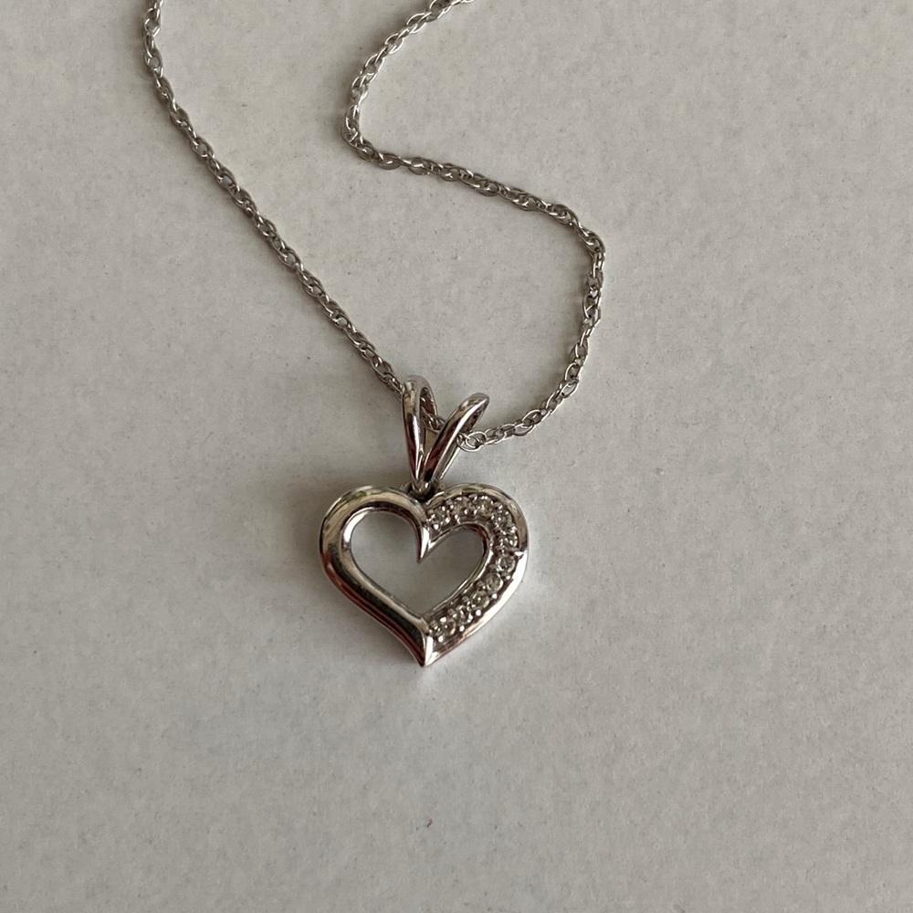 Zales Necklace with Heart Shaped Charm